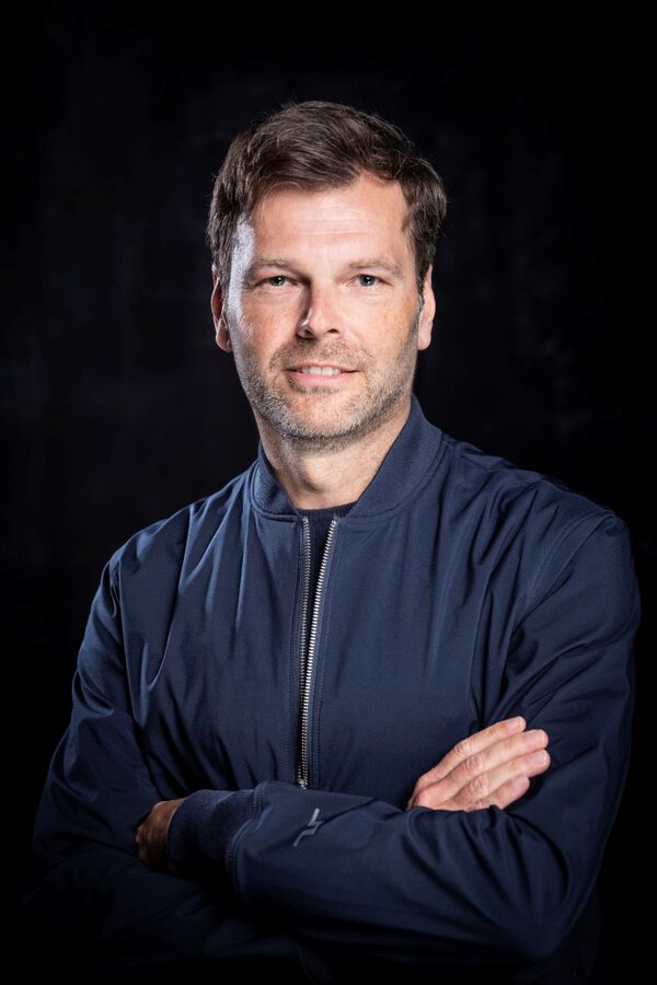 Ernst Trapp tritt von seinen Positionen als Präsident E-Commerce bei WMG und CEO bei EMP MERCHANDISING zurück