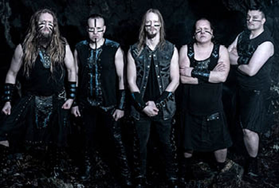 Autogrammstunde Ensiferum im Store Lingen