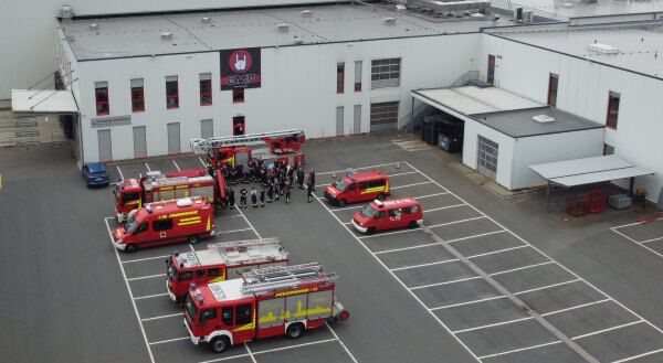 Freiwillige Feuerwehren Lingen und Lingen-Bramsche  mit großem Aufgebot zu Gast bei EMP